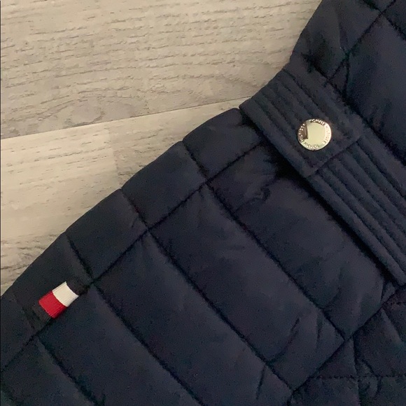Tommy Hilfiger vest - Picture 3 of 5